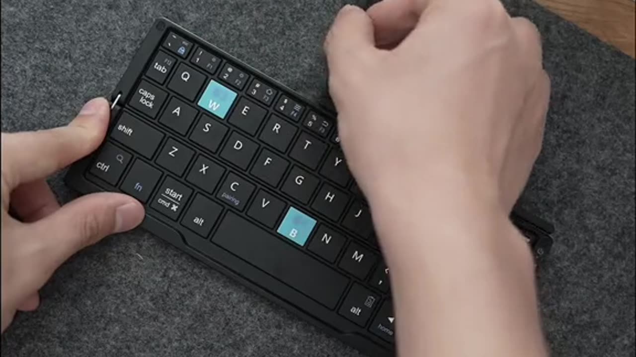 Foldable keyboard