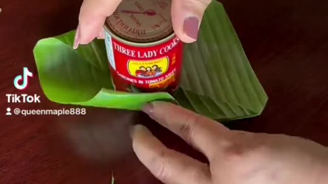 วิธีทำกระทงใบตองใส่อาหาร แบบง่ายและน่ารักกรุบกริบ