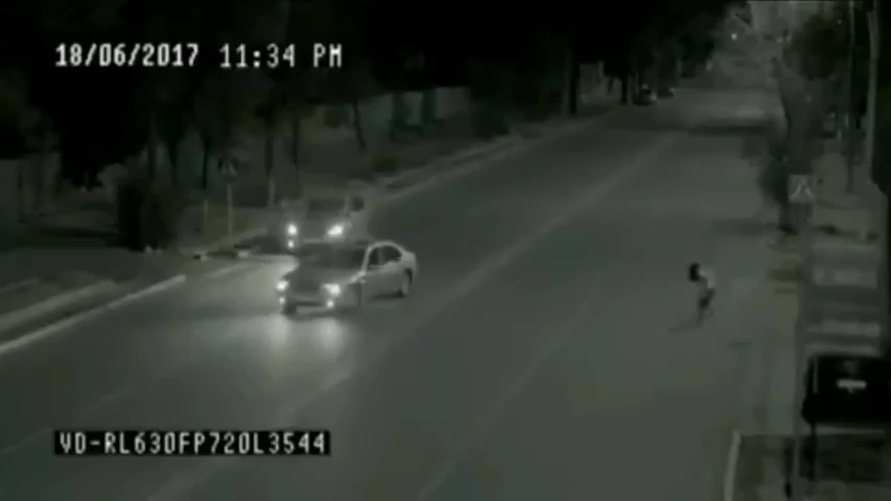SUPERNATURAL ENCOUNTER ANGEL SAVES LITTLE GIRL