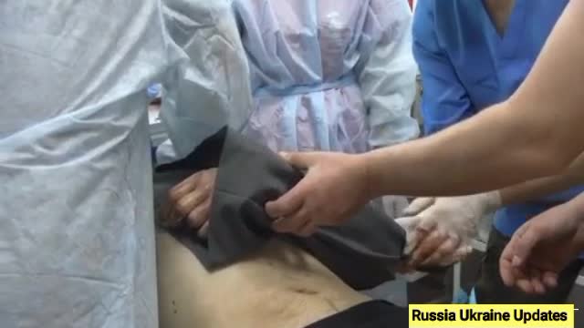 Russian military doctors rescue Ukrainian prisoners