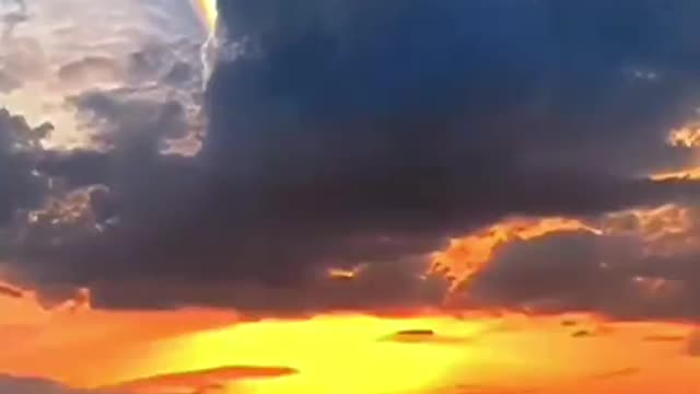 A spectacular Iridescent pileus cloud