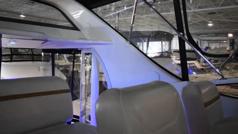 2005 Carver 36 Motor Yacht
