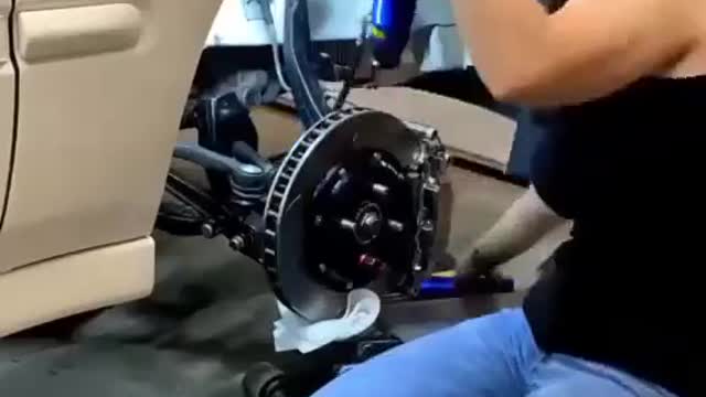 The motor is installed in the tire