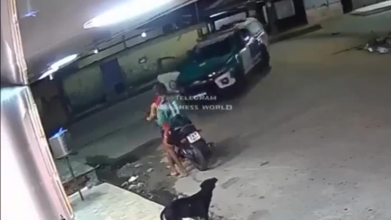 Instantly Karma "Robbery Fails"