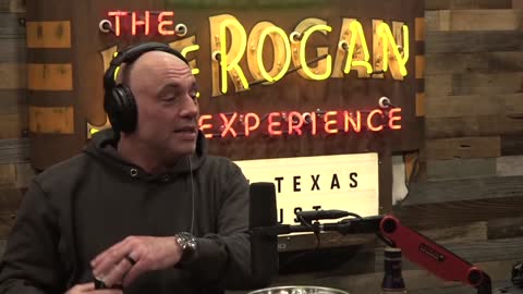 Ari, Mark, and Shane Try Jujimufu's Smelling Salts - JRE Clips!