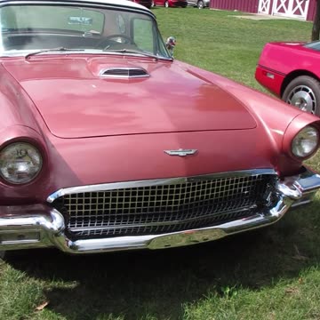1957 Ford Thunderbird