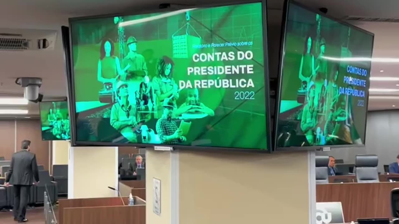 TCU aprova contas de 2022 de Bolsonaro