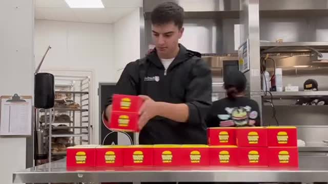 100 Burgers 🍔 thank you to all the employees at mrbeast burger who helped us make these burgers
