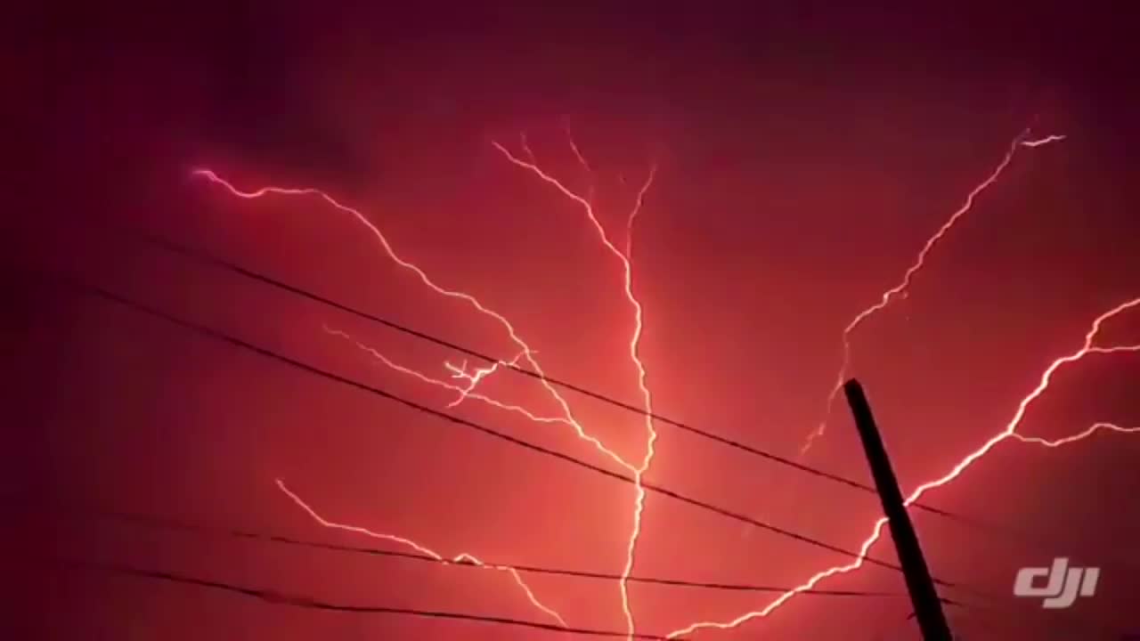 Scary Lightning Strike In Kerala, India