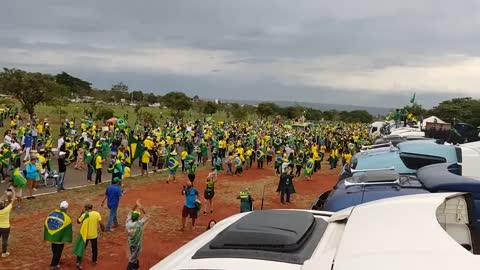 🇧🇷💥 — Brasília, November 12th. Hundreds of trucks stopped in protest