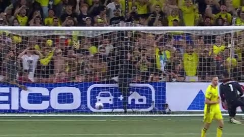 Here is the full penalty shootout.. Messi opened the scoring