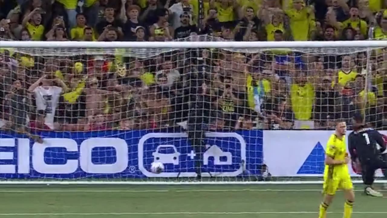 Here is the full penalty shootout.. Messi opened the scoring