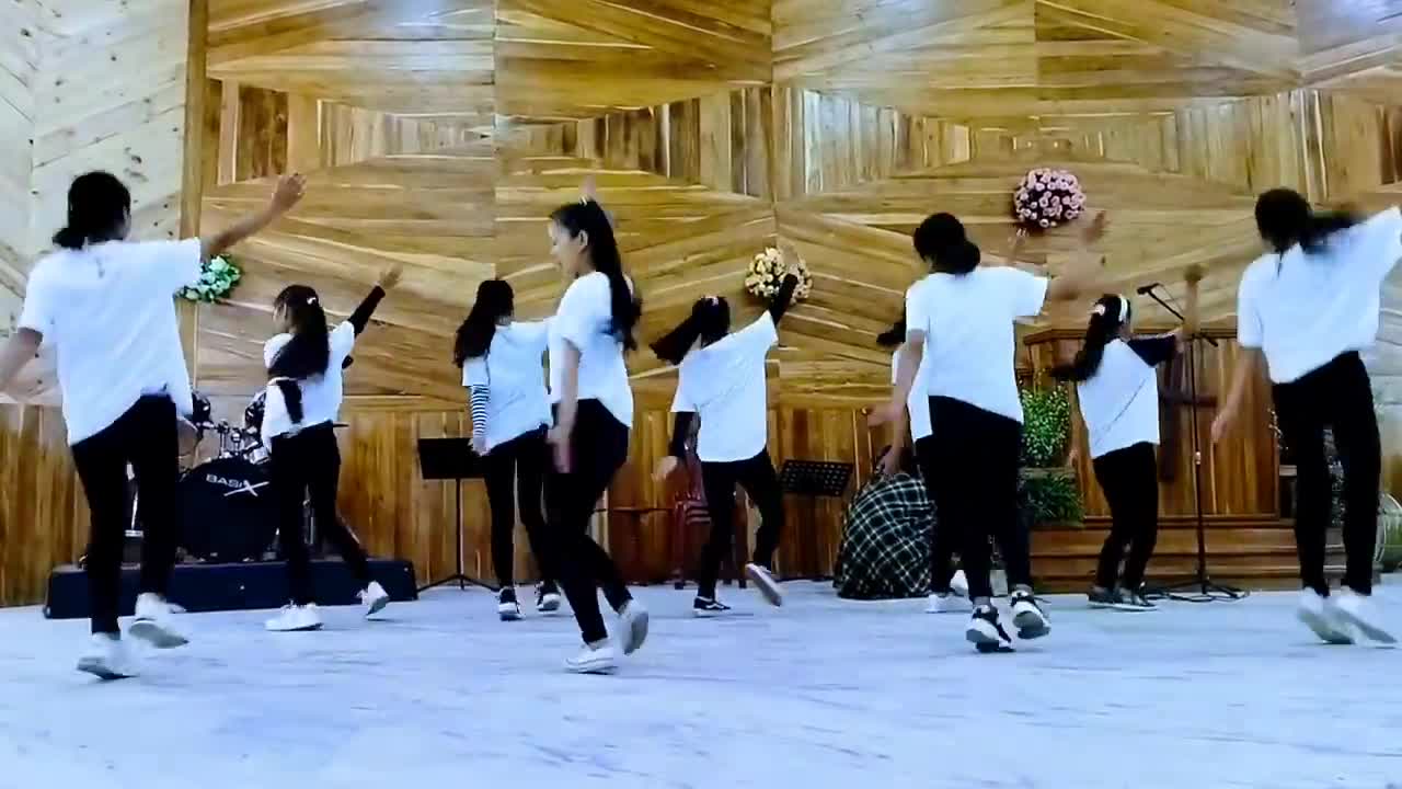 Better when I'm Dancing_ HOSEA Group Choreography 2021