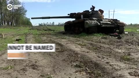 Russian Woman Welcomes Ukrainian Troops In Liberated Village