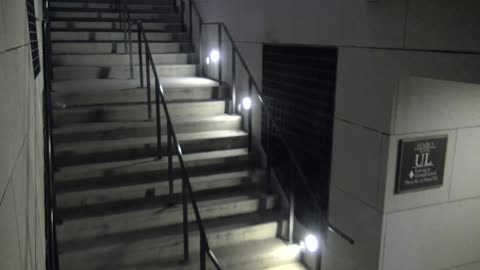 7172CVC00Stairs7-9Exterior_2021-01-06_22h00min02s880ms.mp4