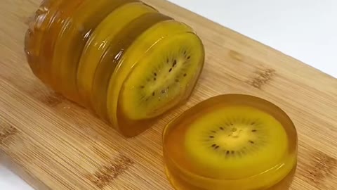 It’s time for some kiwi jello