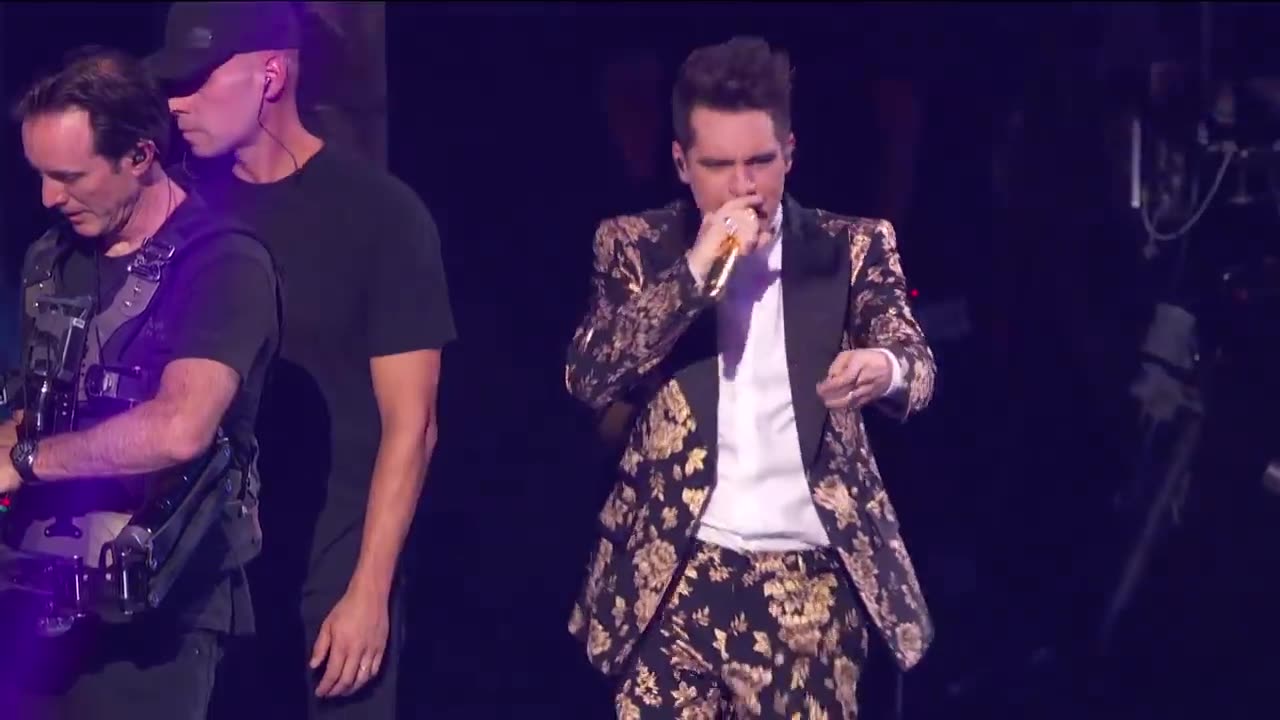 Panic! At The Disco Perform "High Hopes" | MTV VMA