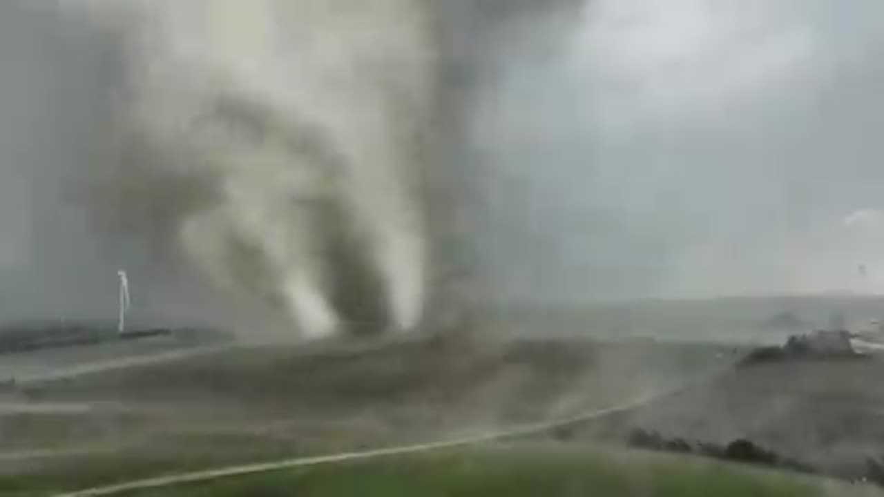 Most powerful tornado on record, with wind speeds exceeding 300 mph, Greenfield, Iowa tornado