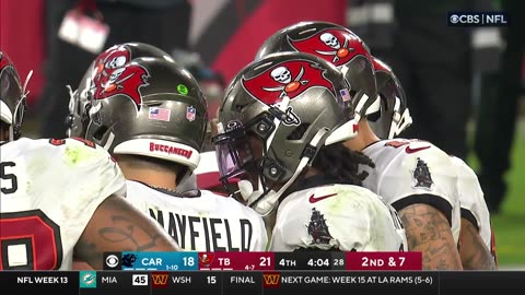 Mike Evans' 11-yard catch puts WR over 1,000-yard mark for 10th-straight season