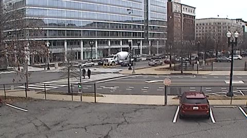 1901LOTS00Lot11SenateParking_2021-01-06_12h15min09s630ms.mp4