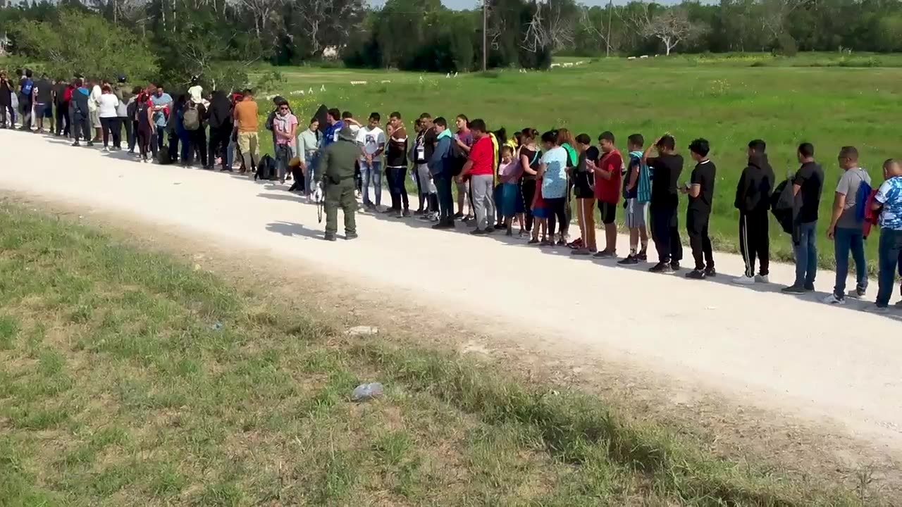 Border Crisis - Lining Up