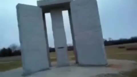 Polaris does not change locations. The earth is not moving.