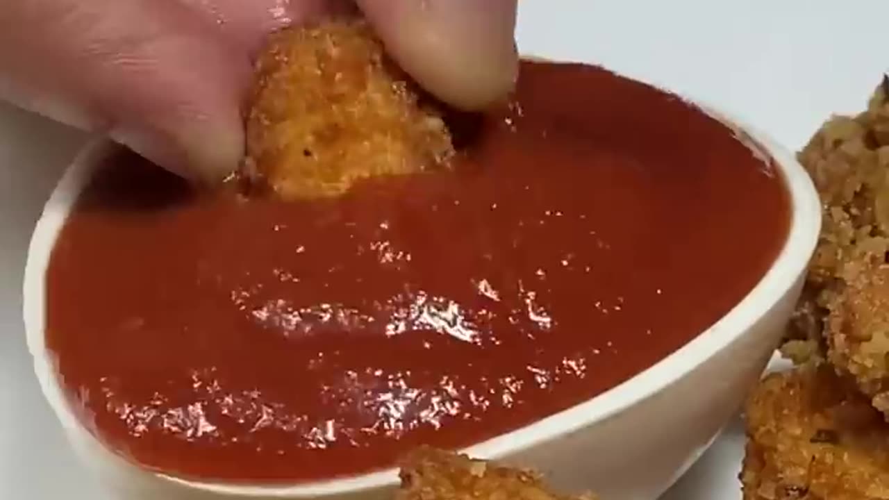 Crispy Homemade Chicken Nuggets with Tangy Tomato Ketchup