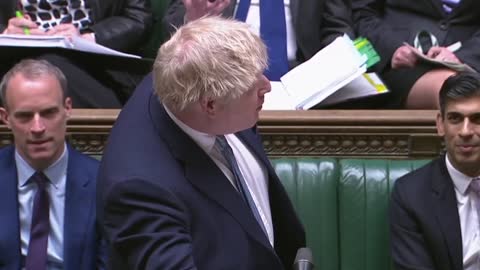 Boris Johnson calls Starmer 'human weathervane' as PM deflects question over par