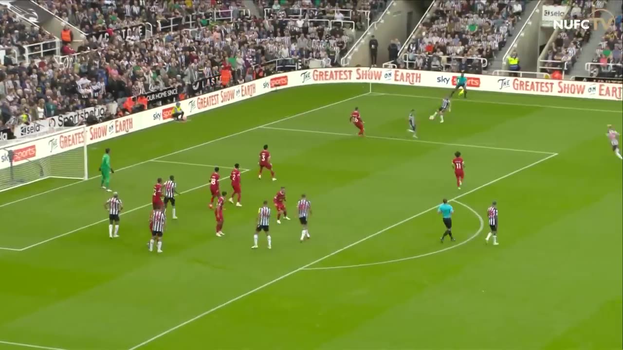 Newcastle United 1 Liverpool 2 | Premier League Highlights