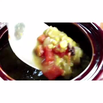 1906 Bean Pot: Piquant Pea Soup