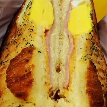 Amazing Egg Bread / KOREAN FOOD