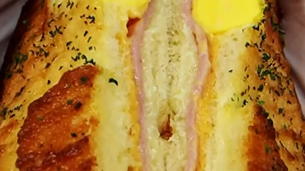Amazing Egg Bread / KOREAN FOOD