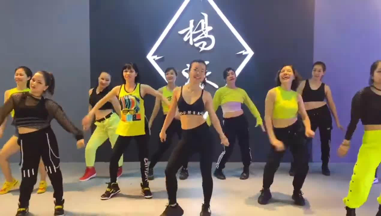 DADDY COOL - HLV ZUMBA ĐỈNH CAO