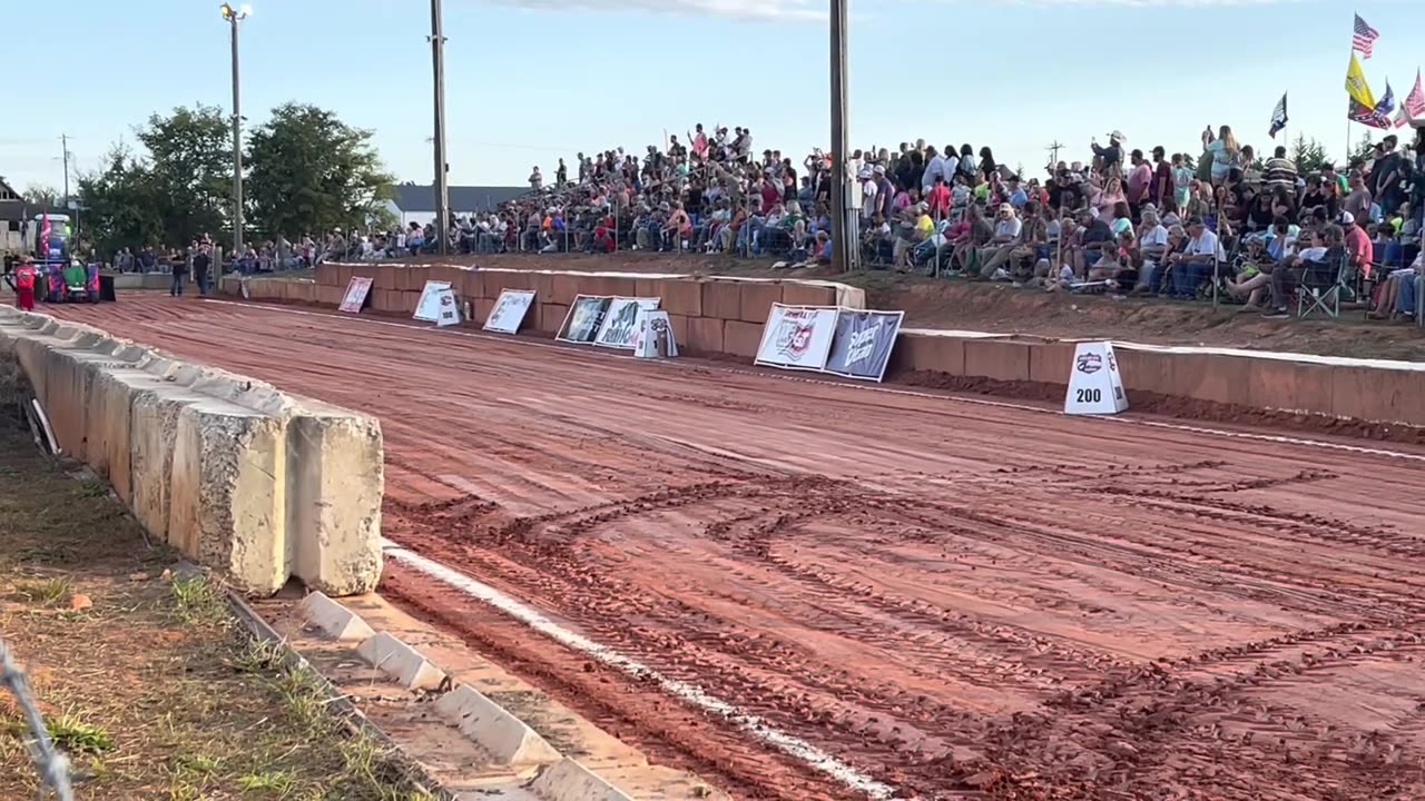 Clips from the Tractor Pull