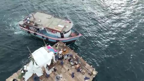 7 Days Stranded At Sea