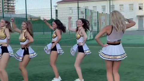 Cutie cheerleaders dancing #1