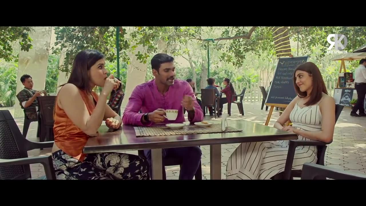 Bellamkonda Sreenivas & Kajal Aggarwal Comedy Scenes - South Indian Movies Dubbed