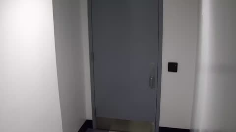 6171RHOBG2G202BStairwaySide_2021-01-05_18h20min02s967ms.mp4