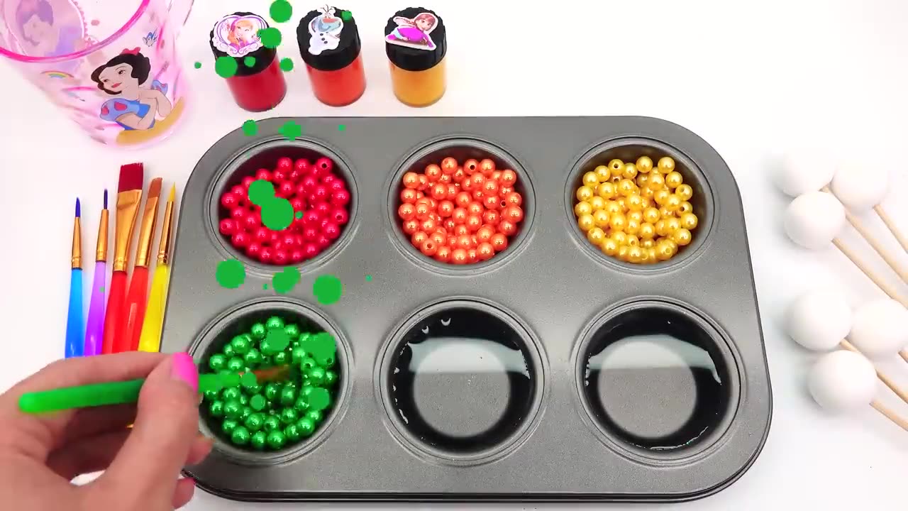Satisfying video how to make rainbow 🌈 lollipop 🍭 candy 🍬 in paint cutting asmr