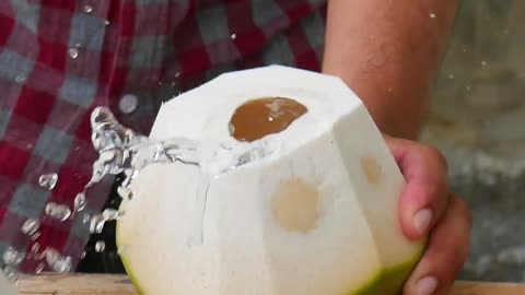 fantastic coconut peeling style
