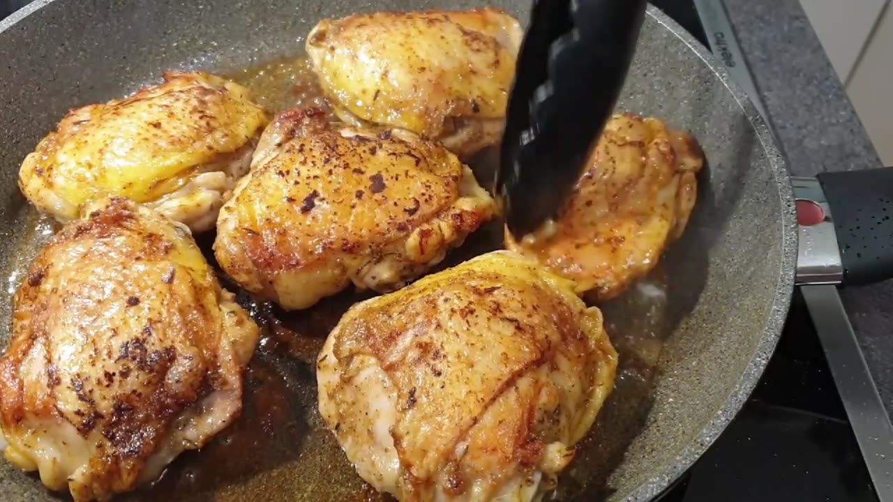 Easy Pan-Roasted Chicken Recipe|| Pan Kuku Choma