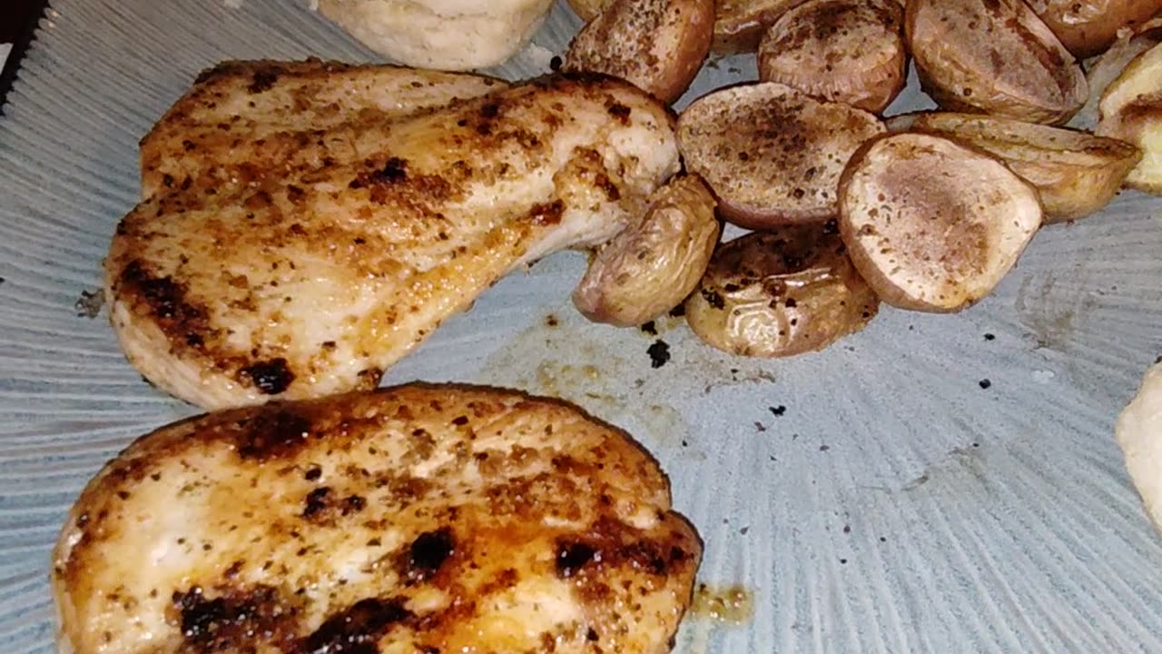 Eating Gordon Food Service Chicken Breast With Rib Meat, Dbn, MI, 12/5/23