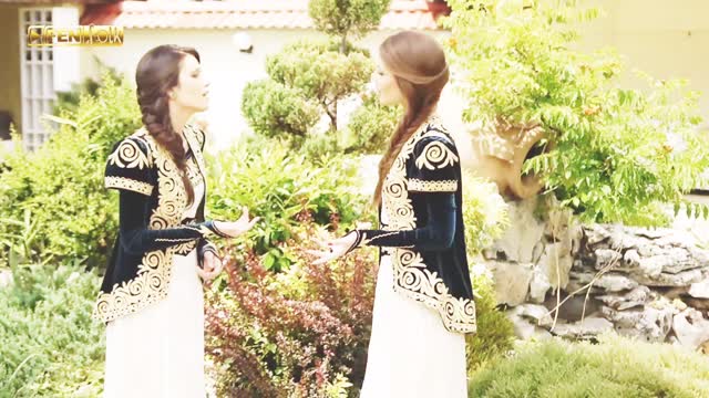 Iva and Velislava Kostadinovi - Sofian Tempo