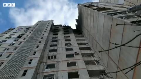 routes to Russia - BBC News Ukraine anger as Putin offers evacuation