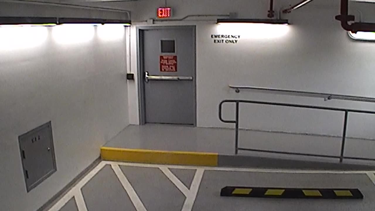 6027RHOBG1G101BWestGarage_2021-01-05_21h20min01s077ms.mp4