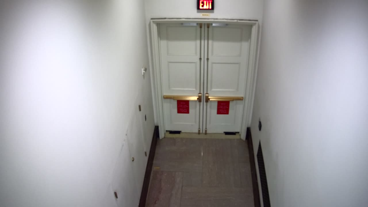 0751USCH02H202FireDoor_2021-01-06_20h09min54s077ms.mp4