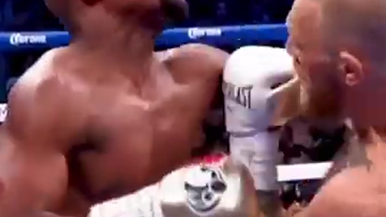 How Conor McGregor hit Floyd Mayweather