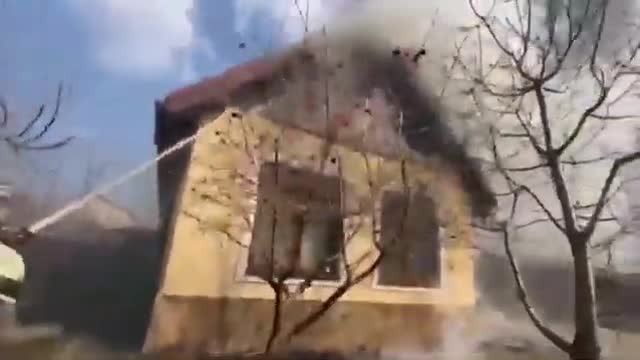 In Kiev, as a result of being hit by a missile, there was a fire in a private house