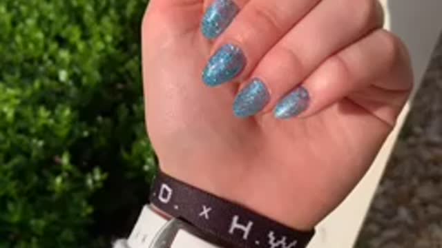 Blue nails with sparkles