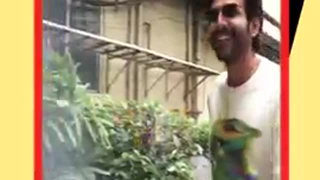KARTIK AARYAN SPOTTED OUTSIDE NAMAH PICTURES PVT LTD FOR MEETING - Viral Masala